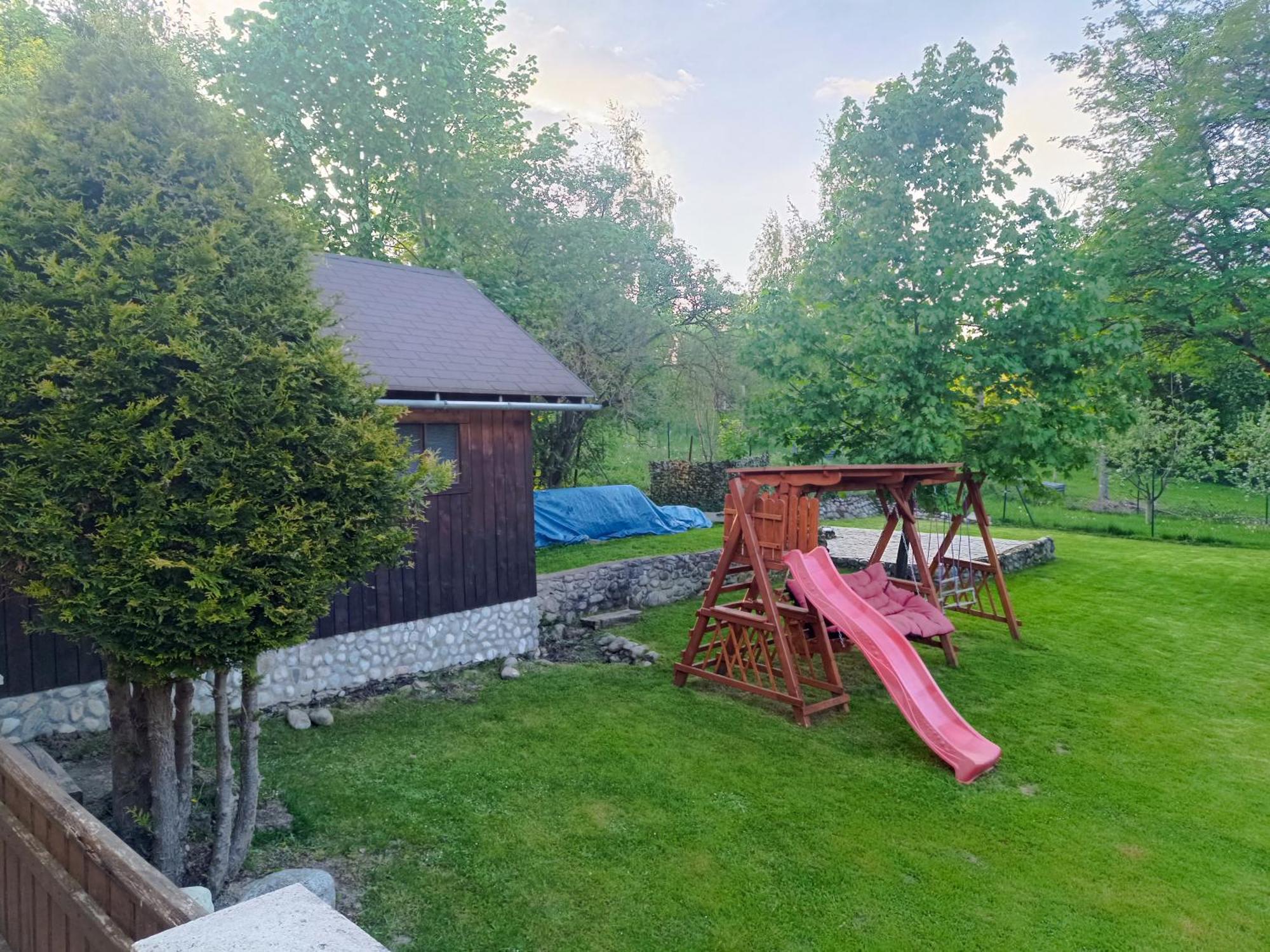 Privat Majo Hotell Liptovský Mikuláš Exteriör bild